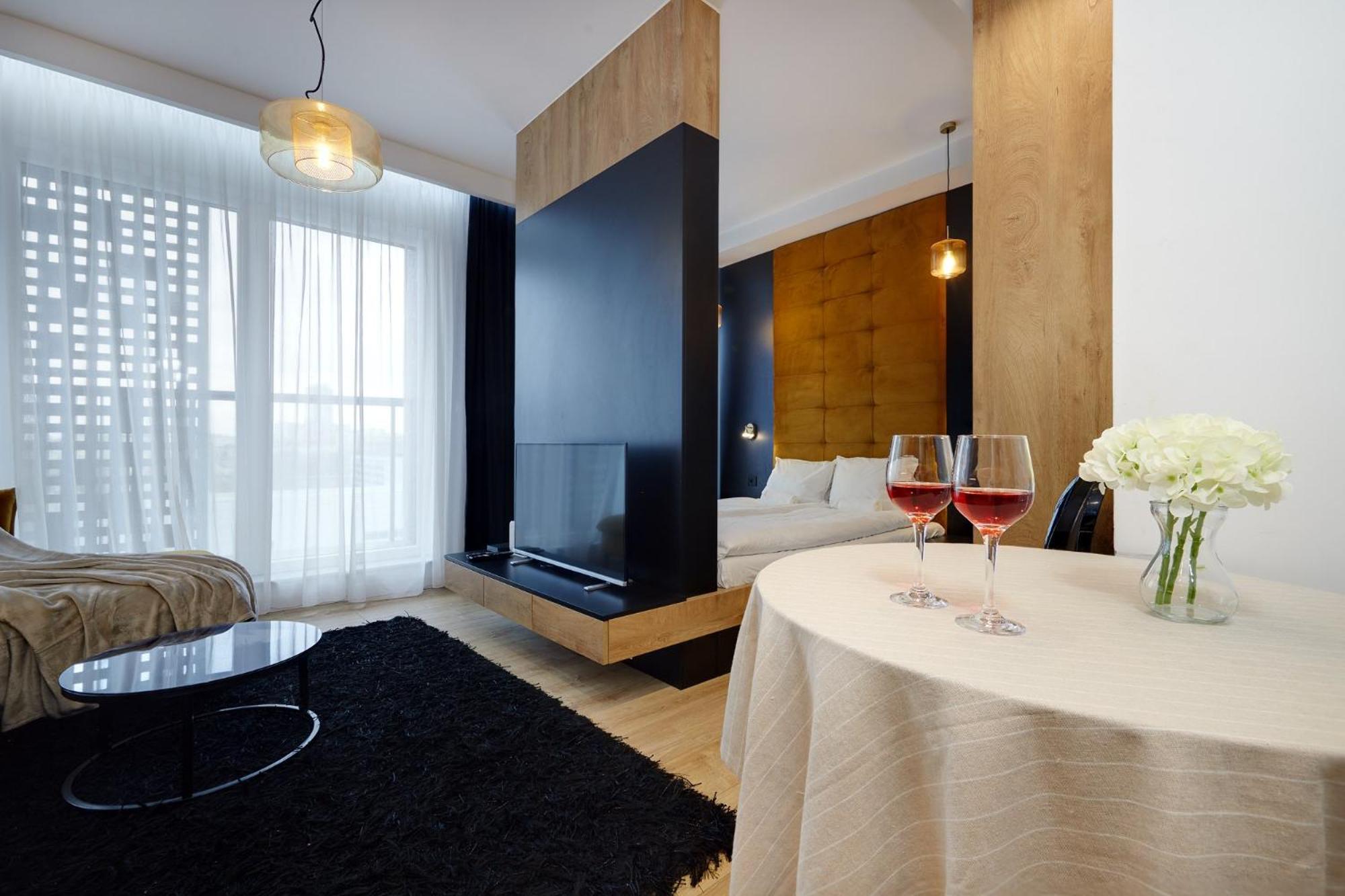 Golden Apartments Sokolska 30 Towers - Great Location&74 カトヴィツェ エクステリア 写真